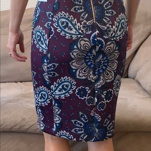 Calvin Klein dress size 8, burgundy paisley
